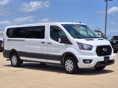 Used 2024 Ford Transit 350 XLT RWD image 3
