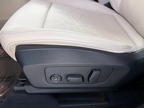 Used 2025 BMW X1 xDrive28i w/ Convenience Package AWD/4WD image 15