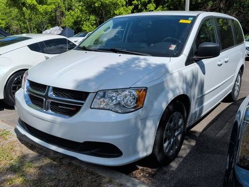 Used 2017 Dodge Grand Caravan SE FWD image 5