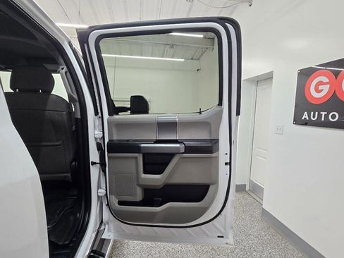 Used 2019 Ford F250 XLT w/ XLT Premium Package image 32