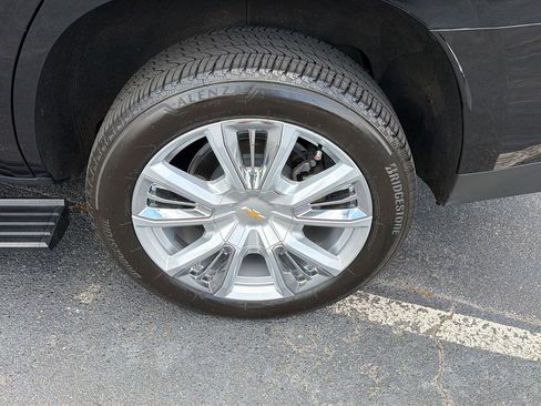 Used 2024 Chevrolet Tahoe High Country AWD/4WD image 42
