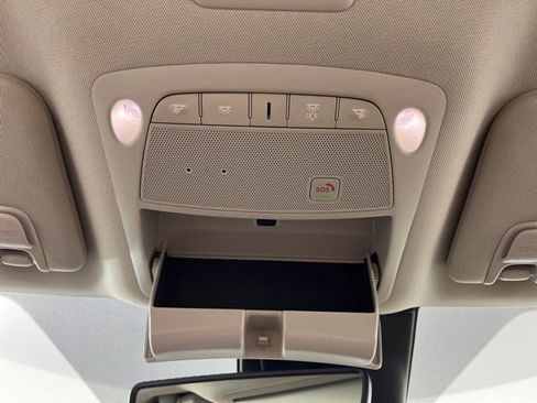 Used 2024 Nissan Murano Platinum w/ Cargo Package FWD image 32
