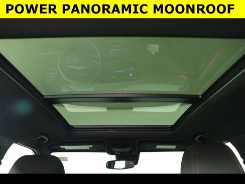 New 2026 Chevrolet TrailBlazer RS w/ Convenience Package image 2