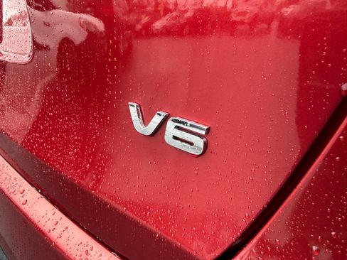 Used 2016 Kia Sorento LX image 6