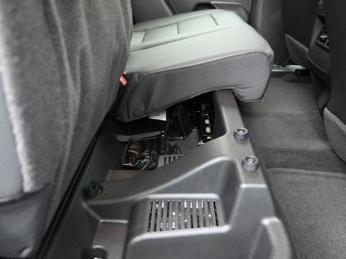 New 2026 Chevrolet Colorado Trail Boss AWD/4WD image 23