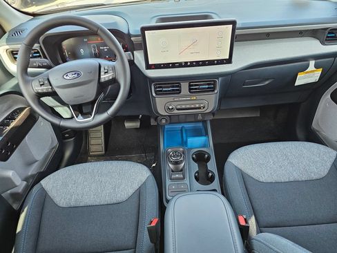 New 2026 Ford Maverick XLT w/ XLT Luxury Package FWD image 15