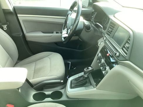 Used 2020 Hyundai Elantra Value Edition image 17