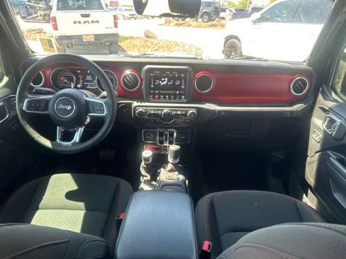 Certified 2023 Jeep Gladiator Rubicon w/ Trailer Tow Package AWD/4WD image 11