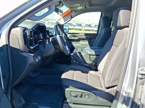 New 2025 GMC Sierra 1500 Elevation image 8