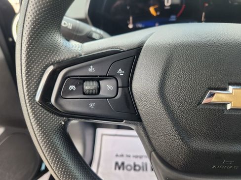 Used 2026 Chevrolet Trax LT FWD image 12