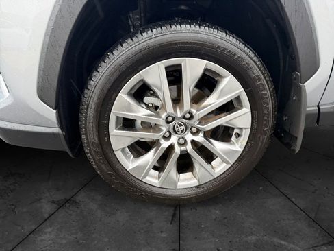 Used 2025 Toyota RAV4 Limited image 14