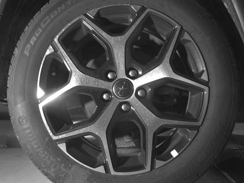 Used 2025 Jeep Compass Limited image 15