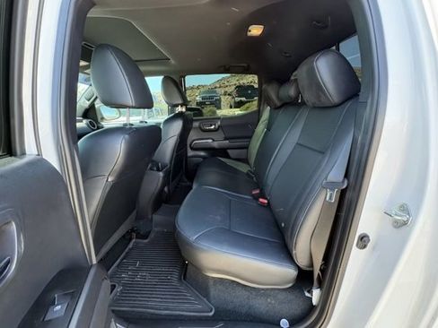 Used 2023 Toyota Tacoma TRD Sport w/ TRD Premium Sport Package image 10