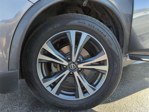 Used 2017 Nissan Rogue SL image 46