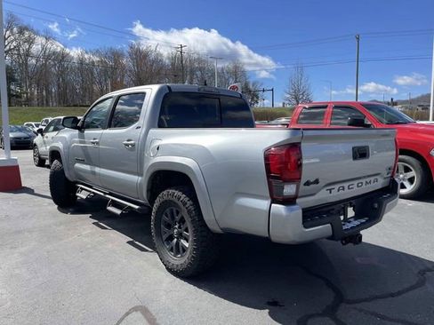 Used 2023 Toyota Tacoma SR5 w/ Technology Package image 3