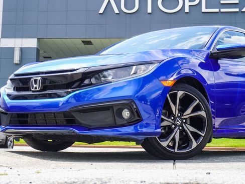 Used 2019 Honda Civic Sport image 2