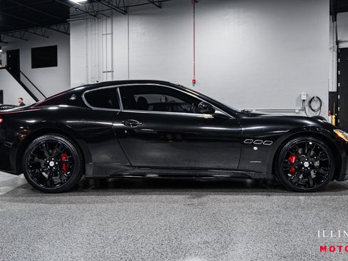 Used 2011 Maserati GranTurismo S image 6