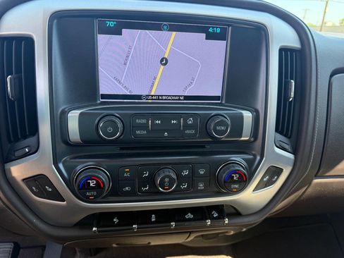 Used 2017 GMC Sierra 1500 SLT w/ SLT Premium Package image 14