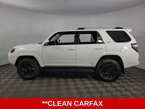 Used 2024 Toyota 4Runner SR5 Premium AWD/4WD image 5