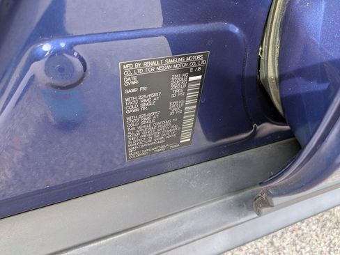 Used 2019 Nissan Rogue SV image 32