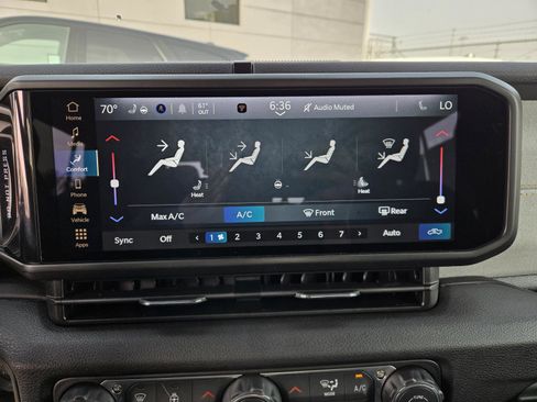 New 2026 Jeep Gladiator Sport image 11