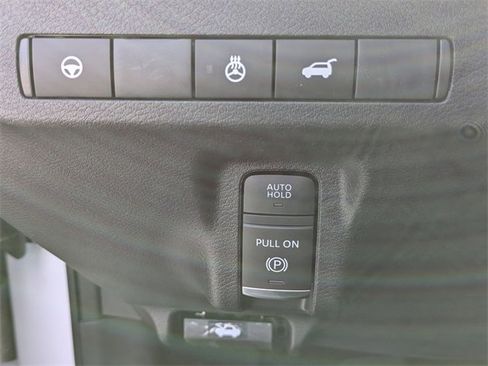 New 2025 Nissan Murano SL image 16