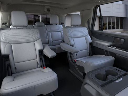 New 2026 Ford Expedition Platinum w/ Platinum Ultimate Package image 11