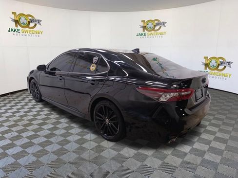 Used 2021 Toyota Camry XSE image 7