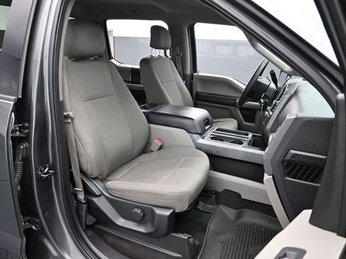 Used 2016 Ford F150 XLT RWD image 25