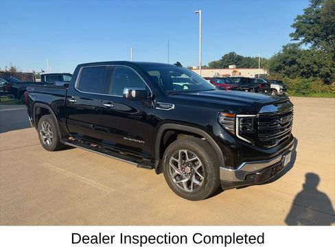 Used 2024 GMC Sierra 1500 SLT w/ SLT Premium Plus Package AWD/4WD image 5