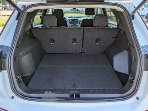 Used 2024 Chevrolet Equinox LT FWD image 13