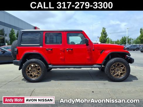 Used 2021 Jeep Wrangler Unlimited Sahara w/ Uconnect 4C Nav & Sound Group AWD/4WD image 8