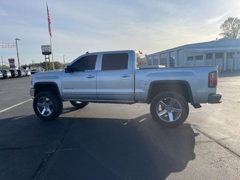 Used 2018 GMC Sierra 1500 SLT image 32