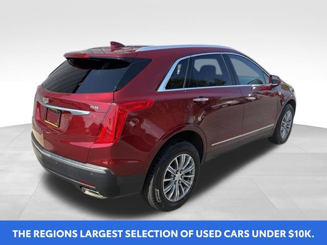 Used 2017 Cadillac XT5 Luxury w/ Driver Awareness Package AWD/4WD image 3