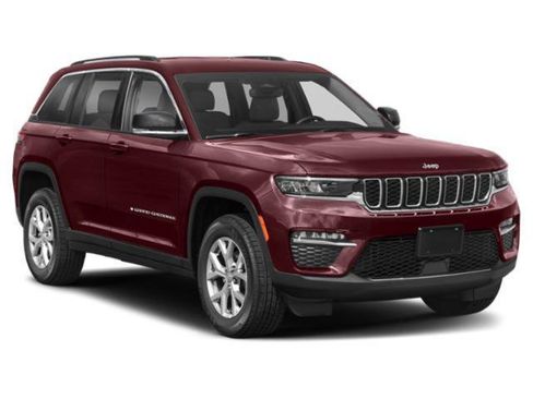 Certified 2023 Jeep Grand Cherokee Altitude AWD/4WD image 6