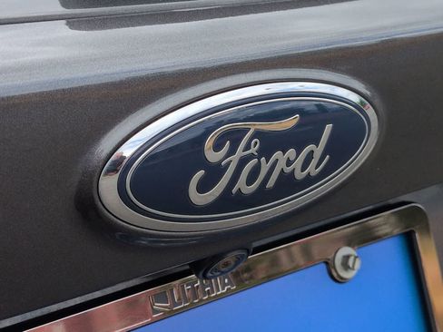 Used 2018 Ford Escape SE w/ Ford Safe & Smart Package AWD/4WD image 11