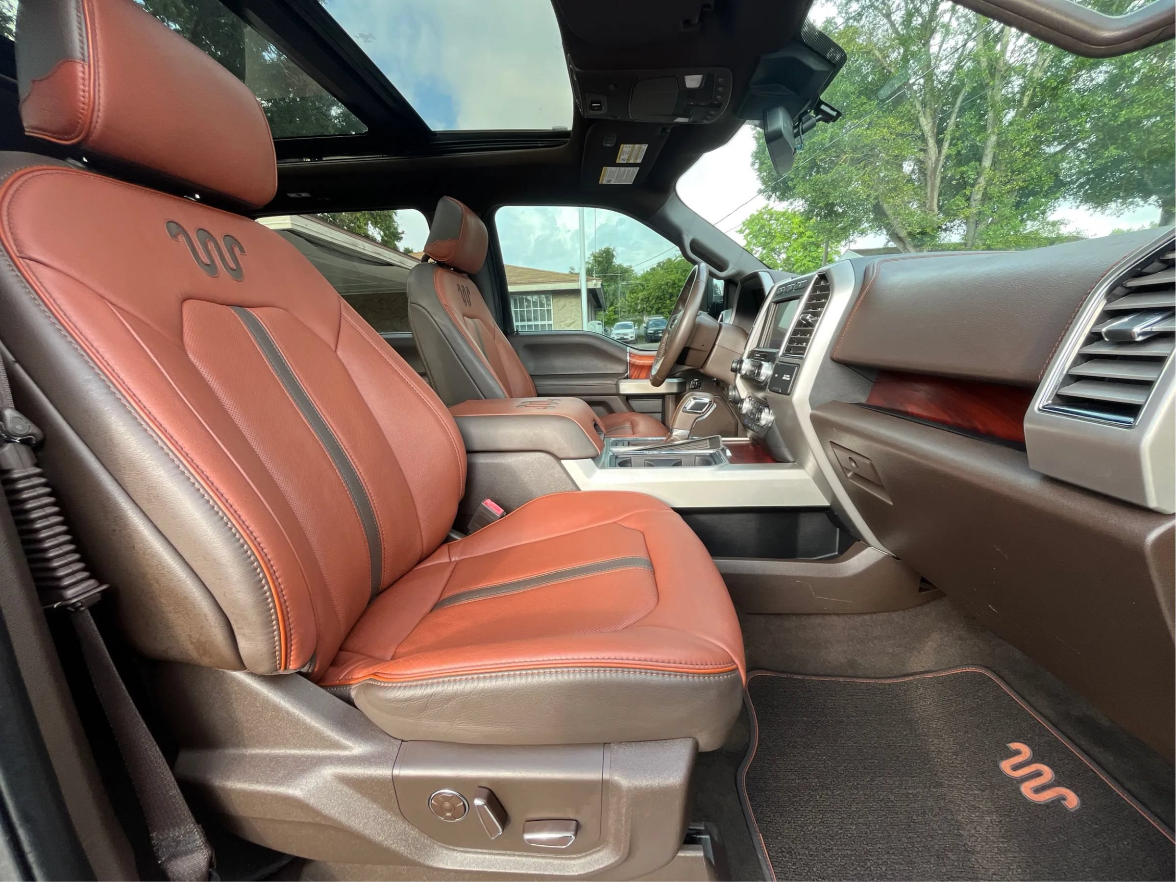 Used 2020 Ford F150 King Ranch w/ Equipment Group 601A Luxury AWD/4WD image 22