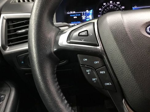 Used 2023 Ford Edge SEL AWD/4WD image 35