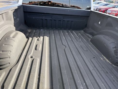 Used 2018 Ford F250 XL w/ Power Equipment Group image 18