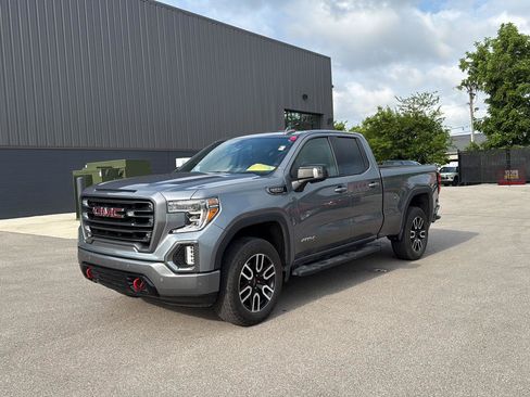 Used 2019 GMC Sierra 1500 AT4 w/ Driver Alert Package I AWD/4WD image 7