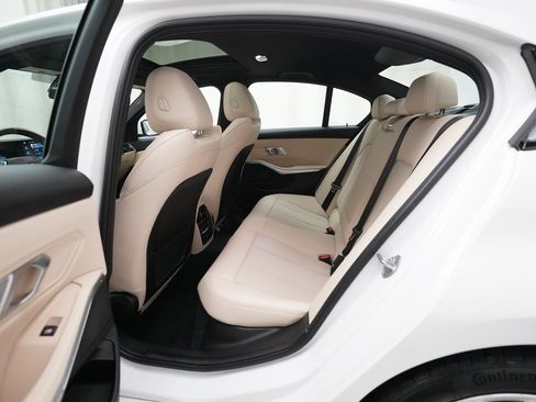 Used 2023 BMW 330e xDrive w/ Driving Assistance Package image 15