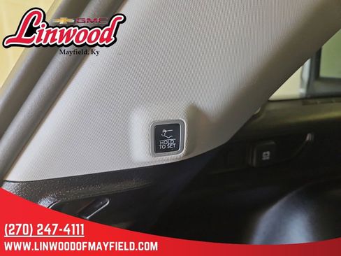 Used 2023 Jeep Grand Cherokee Limited AWD/4WD image 15