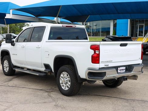 Used 2024 Chevrolet Silverado 2500 LT AWD/4WD image 5