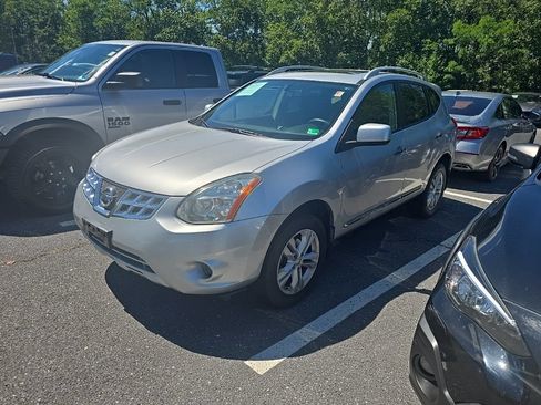 Used 2013 Nissan Rogue SV w/ Premium Pkg AWD/4WD image 1