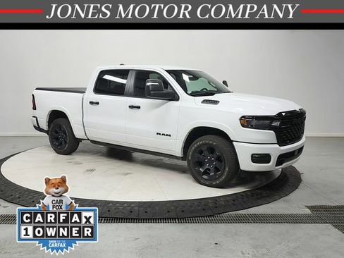 Used 2025 RAM 1500 Big Horn AWD/4WD image 1