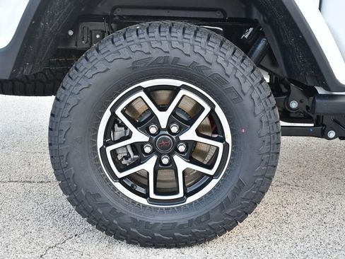 New 2026 Jeep Gladiator Rubicon image 7