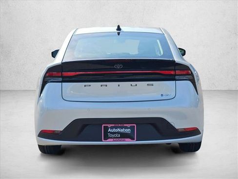 New 2026 Toyota Prius LE FWD image 7