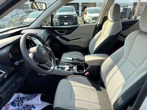 Used 2022 Subaru Forester AWD/4WD image 21