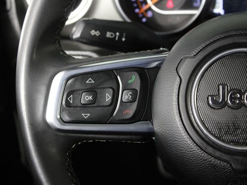 Used 2023 Jeep Gladiator Overland image 24