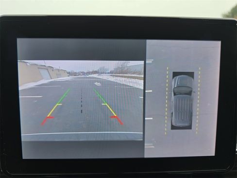 Used 2021 Ford Explorer Limited w/ Equipment Group 301A image 27